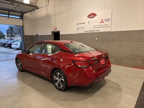 Certified 2021 Nissan Sentra SV image 5
