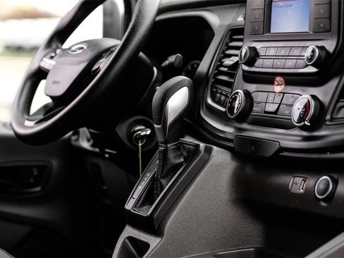 Used 2021 Ford Transit 350 XLT image 18