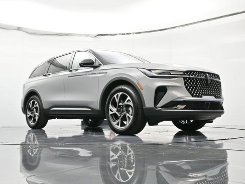 New 2026 Lincoln Nautilus Premier w/ Equipment Group 102A image 51