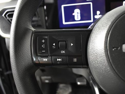 Certified 2025 Nissan Kicks SV image 14