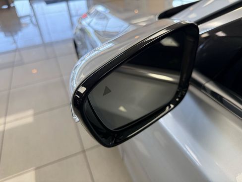 Used 2018 BMW 750i RWD image 50