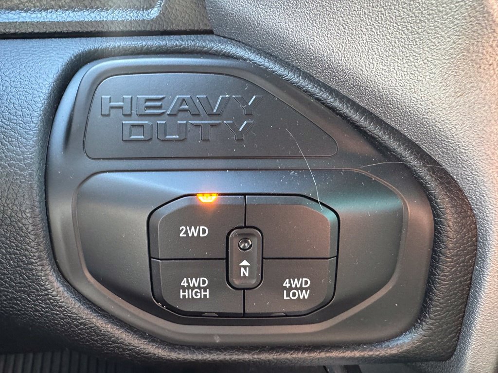 Used 2026 RAM 2500 Laramie AWD/4WD image 29