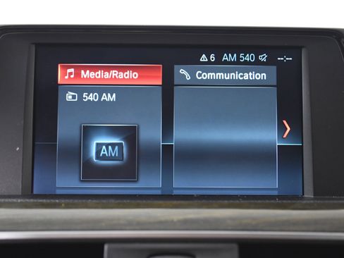 Used 2018 BMW 330i Sedan w/ Convenience Package image 17