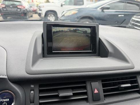 Used 2012 Lexus CT 200h Premium w/ Premium Audio Pkg FWD image 22