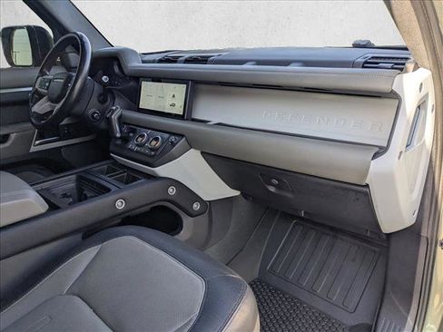 Used 2022 Land Rover Defender 110 X-Dynamic HSE AWD/4WD image 21