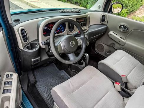 Used 2009 Nissan Cube 1.8 S w/ Interior Designer Pkg FWD image 5