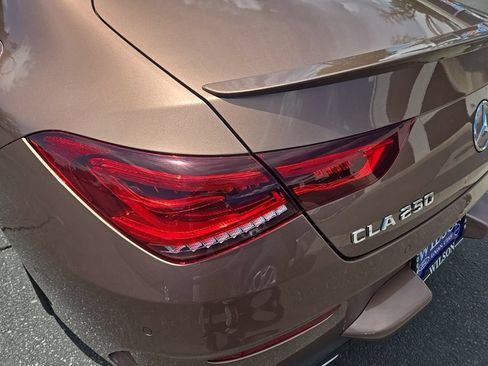 Used 2023 Mercedes-Benz CLA 250 4MATIC image 31