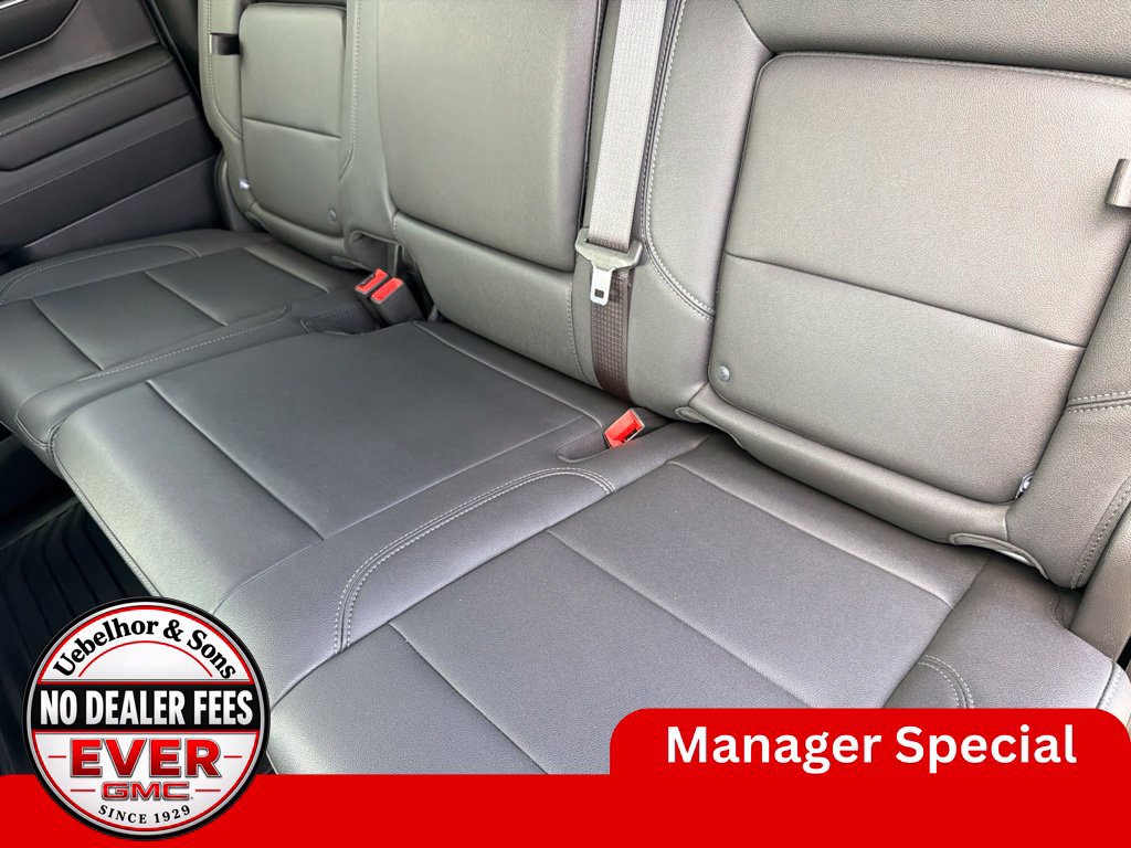 Used 2024 Chevrolet Silverado 1500 LT w/ Leather Package AWD/4WD image 17