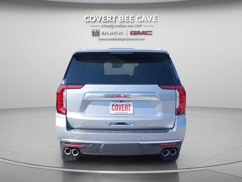 Used 2024 GMC Yukon Denali image 5
