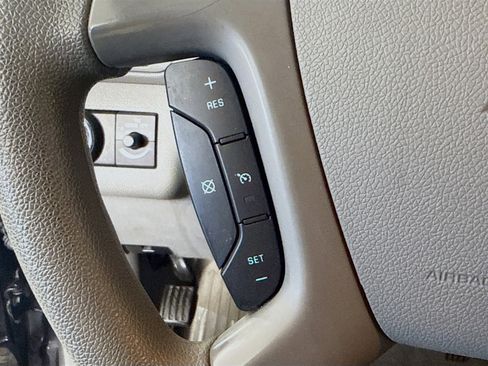 Used 2017 Chevrolet Traverse LS image 11