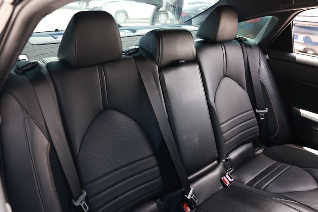 Used 2019 Toyota Avalon Touring FWD image 17