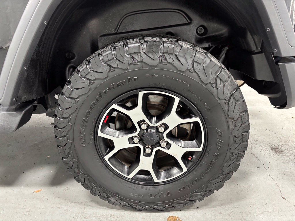 Used 2020 Jeep Wrangler Unlimited Rubicon w/ LED Lighting Group AWD/4WD image 63