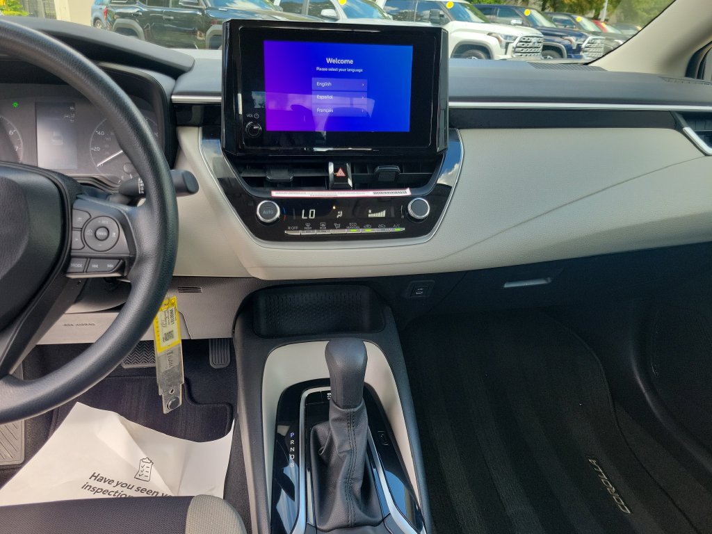 Used 2024 Toyota Corolla LE FWD image 24