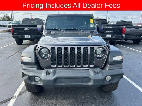 Used 2024 Jeep Wrangler Unlimited Sport AWD/4WD image 14