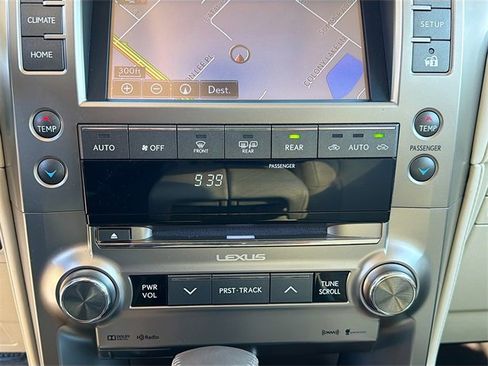 Used 2018 Lexus GX 460 image 33