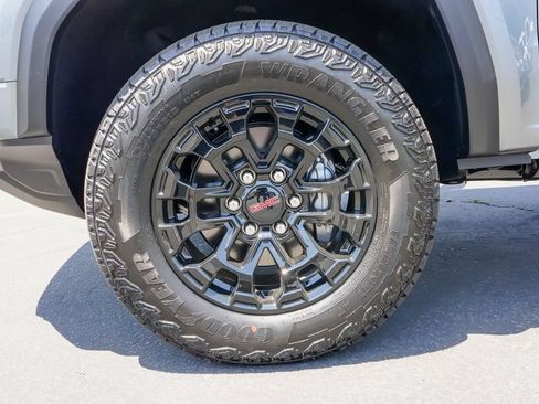 New 2026 GMC Canyon Elevation w/ Convenience Package AWD/4WD image 7