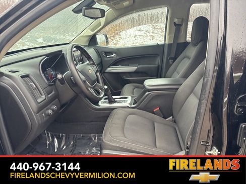 Used 2019 Chevrolet Colorado LT w/ LT Convenience Package image 11