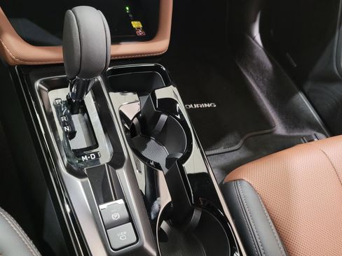 New 2026 Subaru Forester Touring AWD/4WD image 13