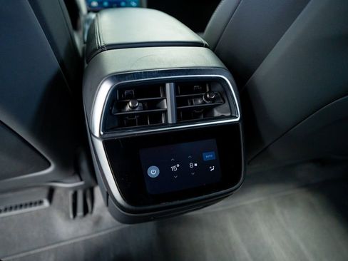 Used 2024 Lucid Air Pure RWD image 45