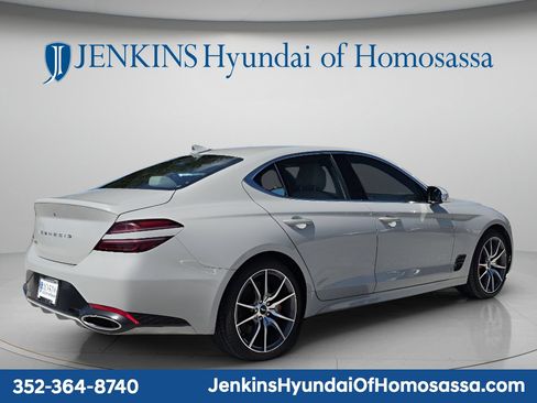 Used 2025 Genesis G70 2.5T RWD image 4