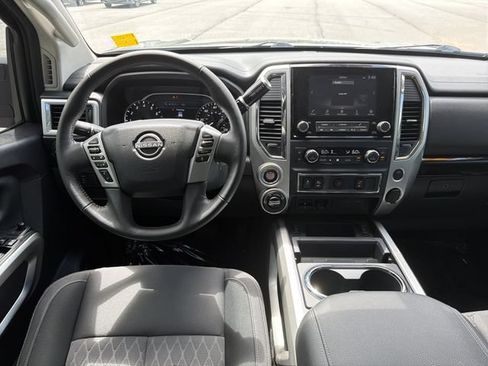 Certified 2024 Nissan Titan SV w/ SV Convenience Package AWD/4WD image 24
