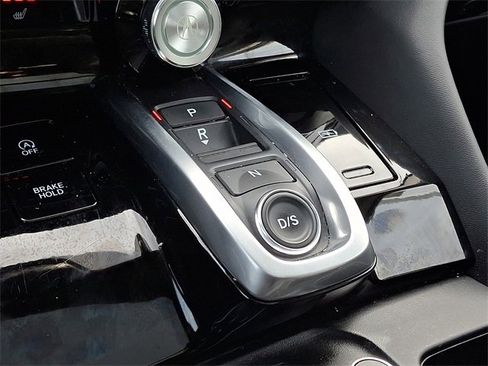 Used 2023 Acura MDX Technology image 16