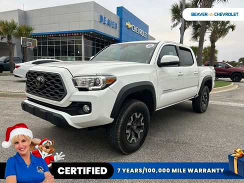 Used 2023 Toyota Tacoma TRD Off-Road image 1