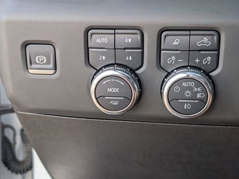 Used 2025 GMC Sierra 2500 Denali Ultimate AWD/4WD image 22