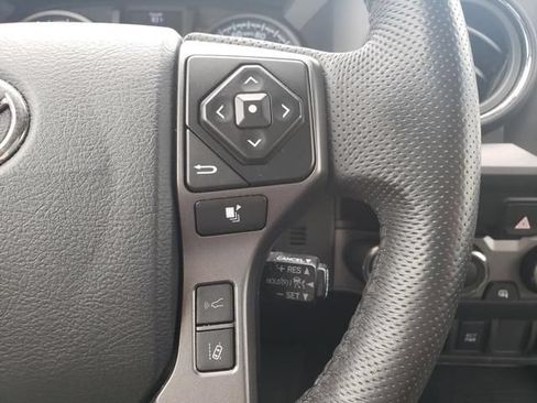 Used 2023 Toyota Tacoma TRD Sport AWD/4WD image 18