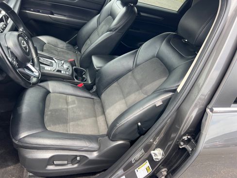 Used 2021 MAZDA CX-5 Touring FWD image 11