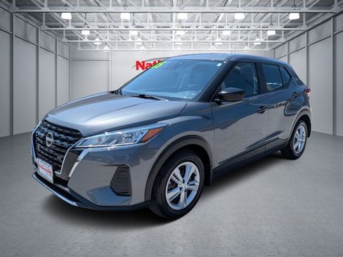 Certified 2025 Nissan Kicks Play S FWD image 1