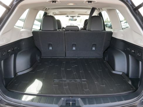 Used 2023 Subaru Forester Limited AWD/4WD image 18