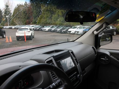 Used 2013 Nissan Xterra S w/ Value Package image 13