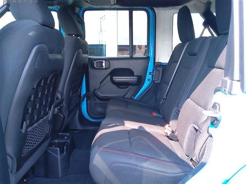 Used 2021 Jeep Wrangler Unlimited Rubicon AWD/4WD image 7