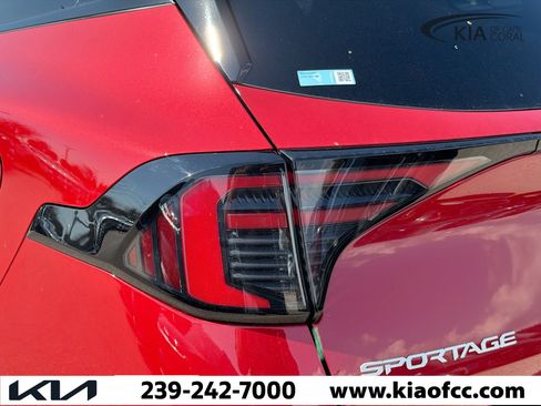 New 2026 Kia Sportage SX image 9
