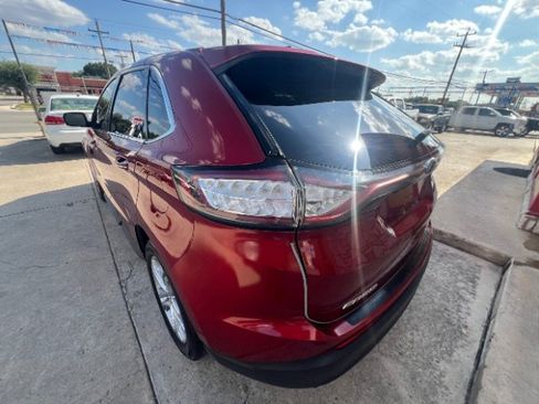 Used 2017 Ford Edge Titanium w/ Equipment Group 301A FWD image 7