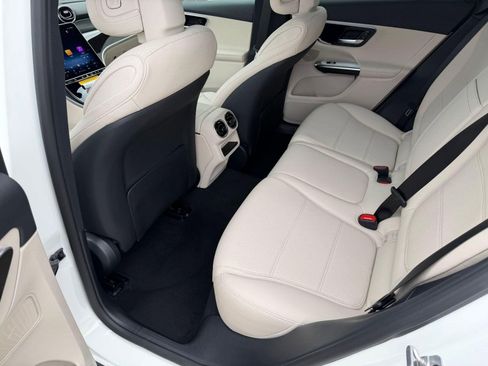 New 2026 Mercedes-Benz GLC 300 4MATIC image 14
