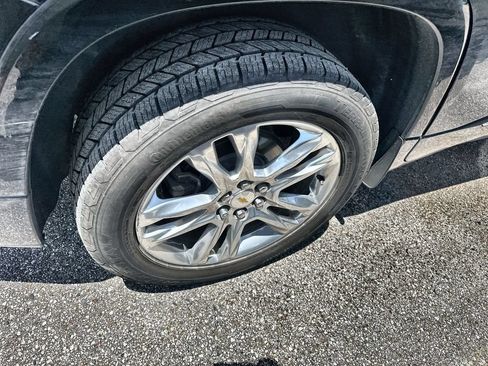 Used 2020 Chevrolet Traverse High Country FWD image 5