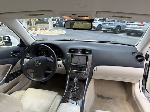 Used 2010 Lexus IS 350C RWD image 16