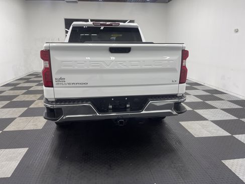 Used 2025 Chevrolet Silverado 1500 LT image 3