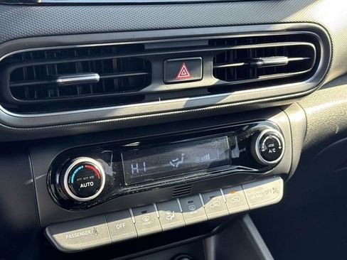 Used 2023 Hyundai Kona SEL w/ Convenience Package image 22