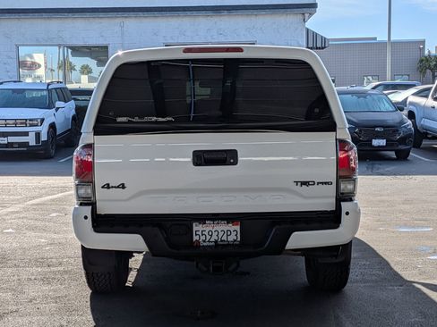 Certified 2022 Toyota Tacoma TRD Pro image 3