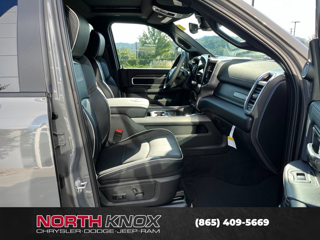 New 2027 RAM 3500 Laramie AWD/4WD image 28