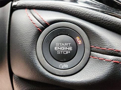 Used 2024 Dodge Durango GT image 19