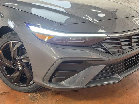 New 2026 Hyundai Elantra Sport FWD image 8