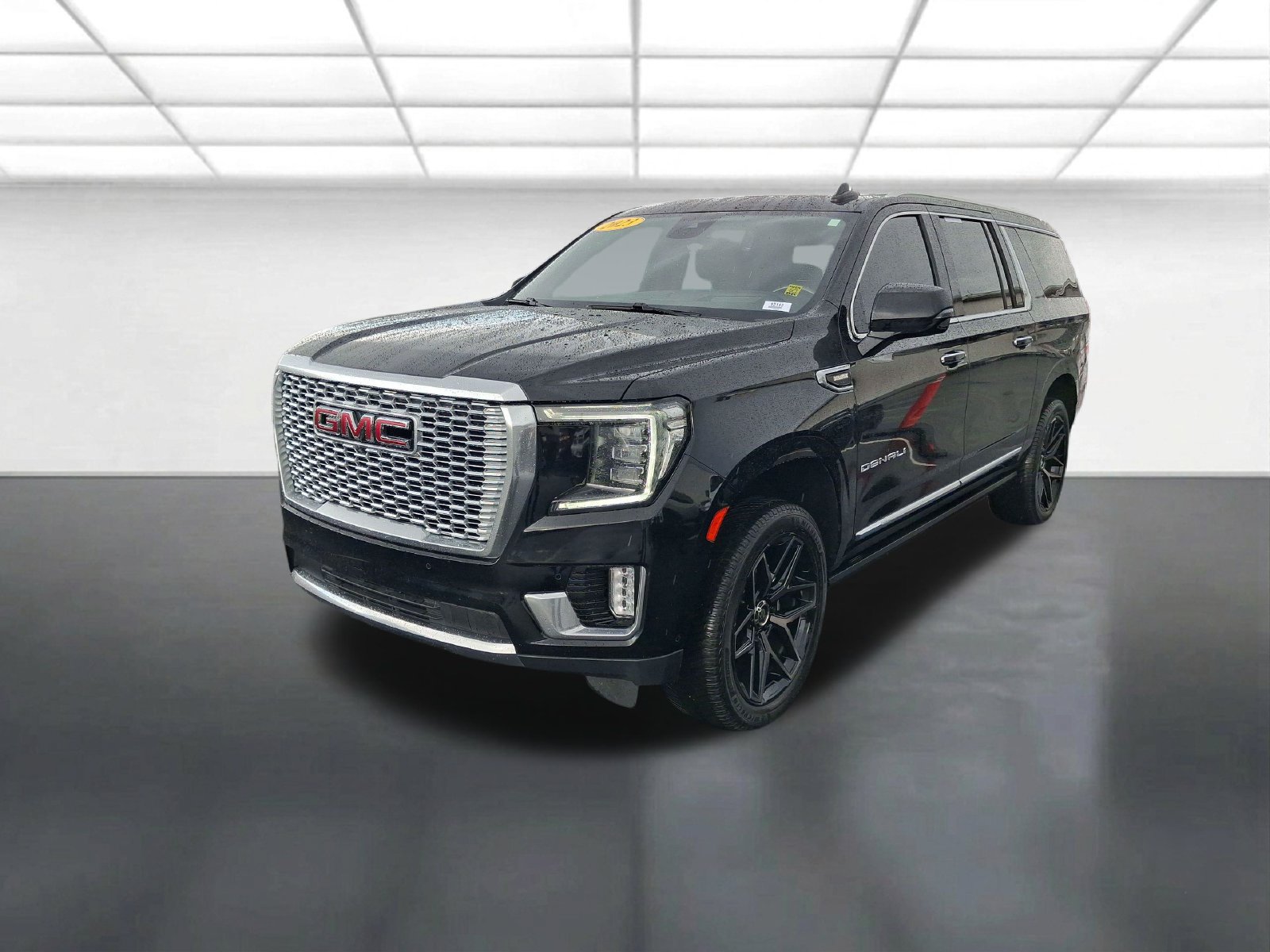 Used 2023 GMC Yukon XL Denali w/ Advanced Technology Package AWD/4WD image 10