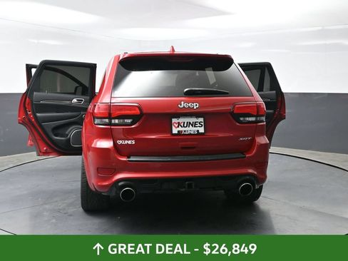 Used 2014 Jeep Grand Cherokee SRT8 w/ Luxury Group II AWD/4WD image 58