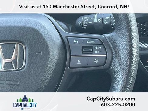 Used 2025 Honda CR-V EX image 19