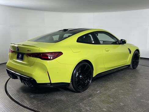 Used 2026 BMW M4 Coupe w/ Executive Package RWD image 5