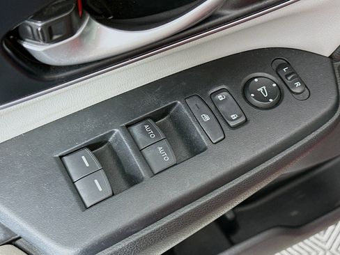 Used 2021 Honda CR-V EX-L image 18